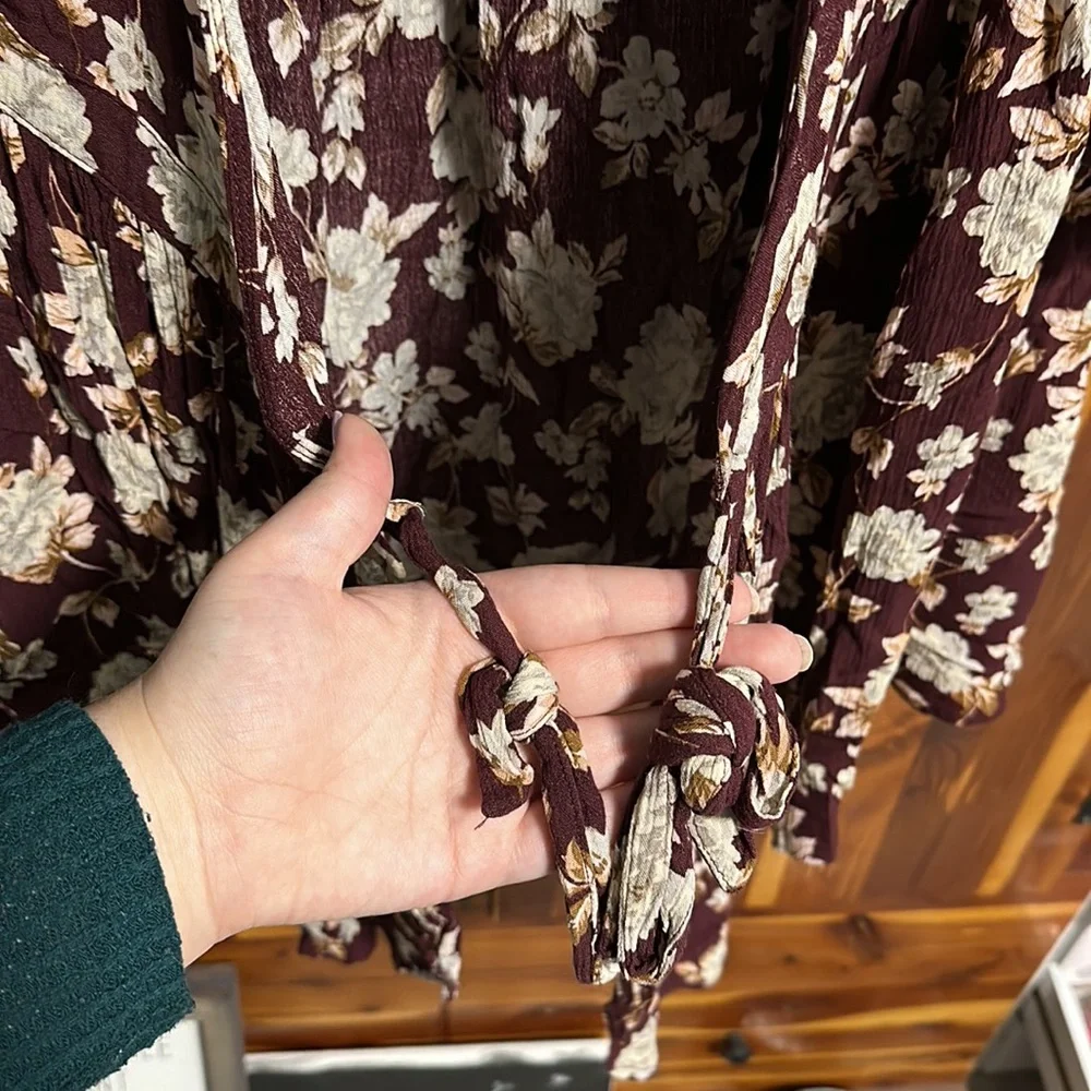 American Eagle Outfitters Floral Ruffle Bell Sleeve Open Front Kimono Cardigan - Picture 4 of 6